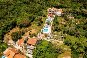 Old Stone House Villas